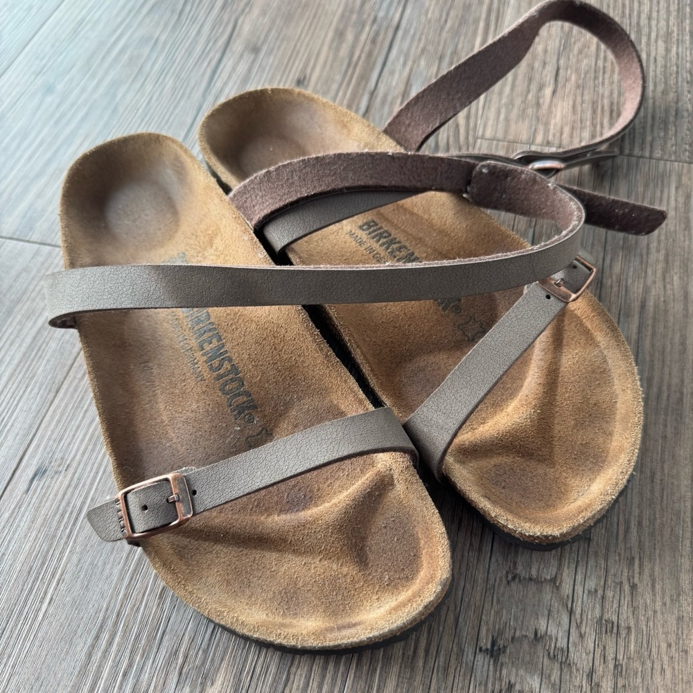 BIRKENSTOCK WOMEN’S YARA HABANA OILED LEATHER Size 39 - Picture 3 of 7